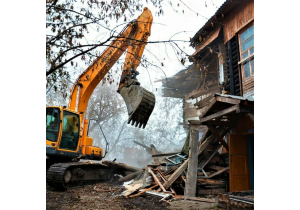 Снос деревянного дома